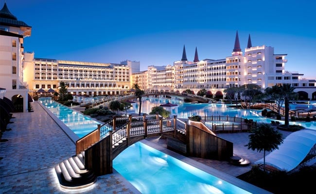 hotels-resorts