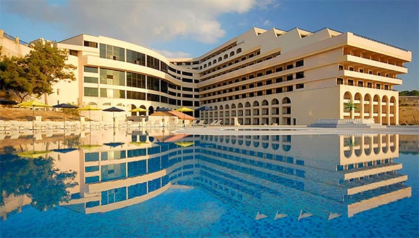 hotels-resorts2